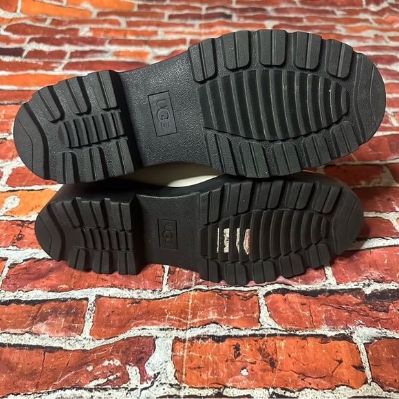 UGG Jasmine Markstrum White Boots - Picture 6 of 6